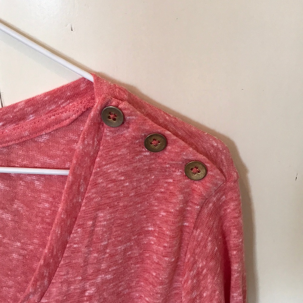 Gap Long Sleeve Top w/ 3 button detail - Picture 3 of 4